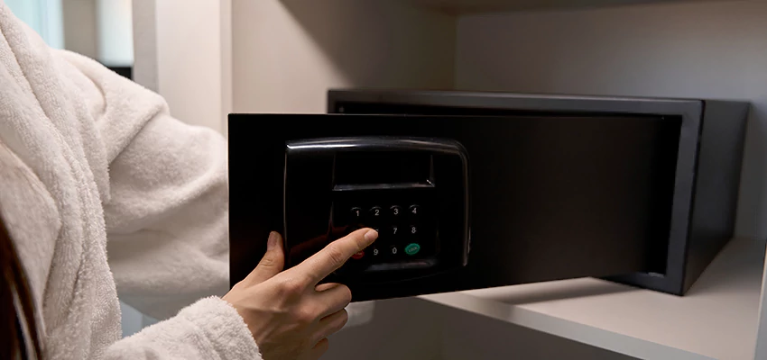 Safe Unlocking Service Company in Port Charlotte, Florida